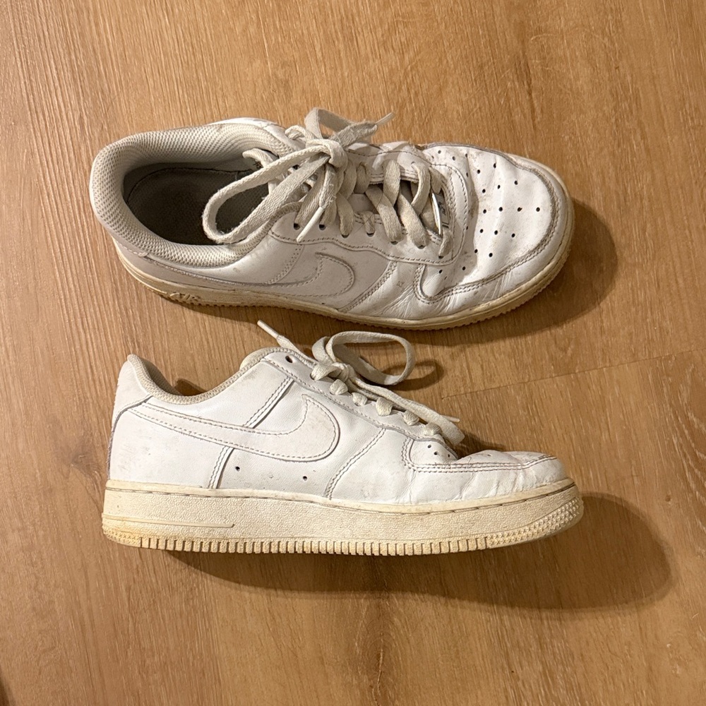 Nike Air Force Ones Sneakers